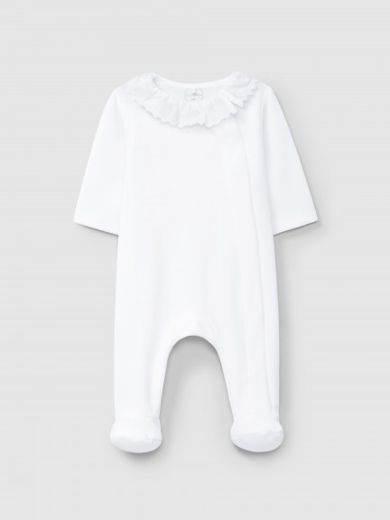 Babygrow em veludo com gola de folho bordado delicado