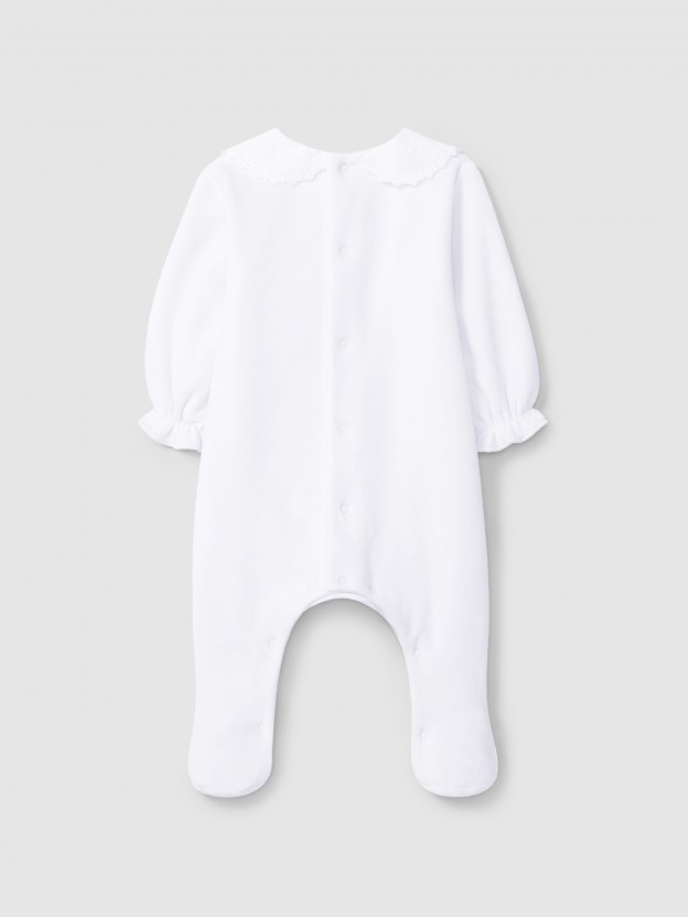 Velvet babygrow with delicate embroidered round collar