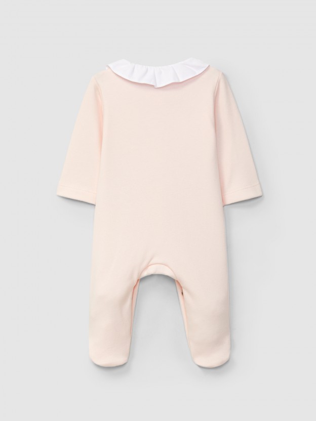 Babygrow gola franzida e detalhe de flores bordadas no peito