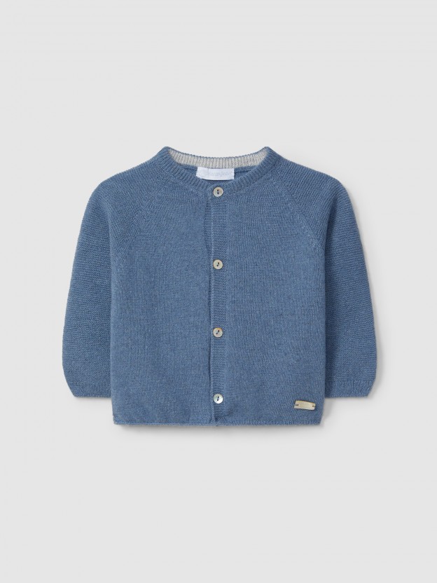 Knitted cardigan round collar
