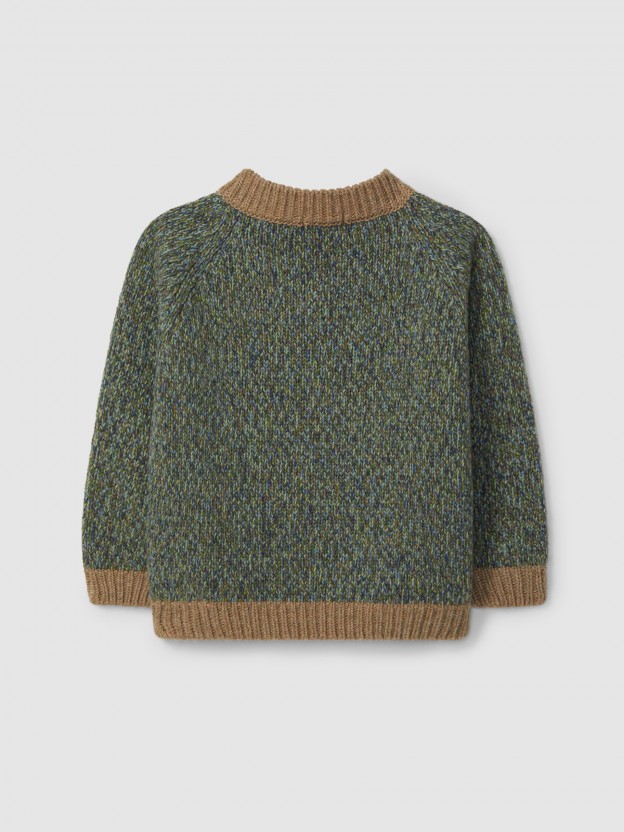 Camisola tricotada decote em bico