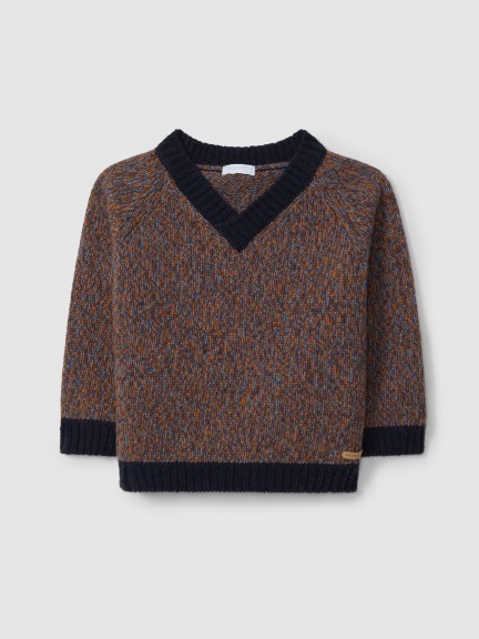 V-neck knitted jumper