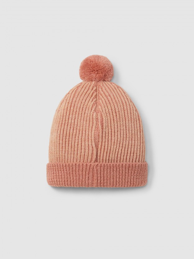 Knitted two-colour beanie with pom-pom