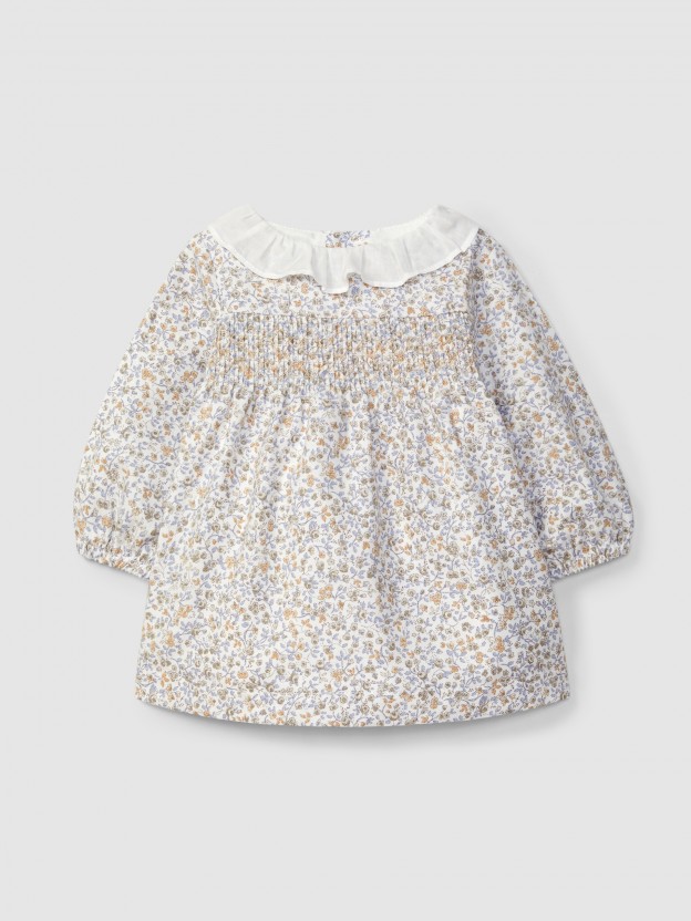 Vestido floral com smocks