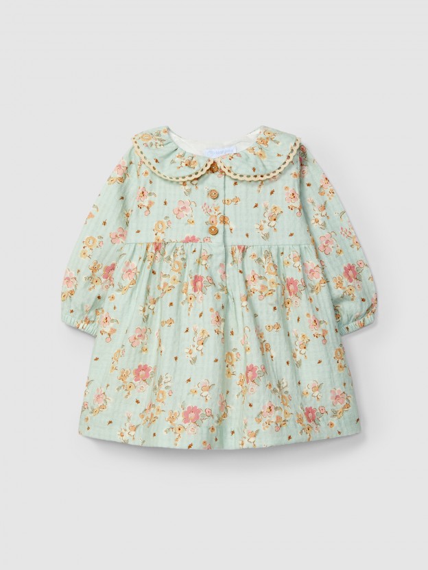 Vestido floral com detalhe de renda na gola