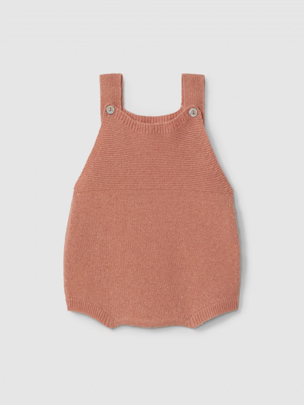Knitted shortie with straps