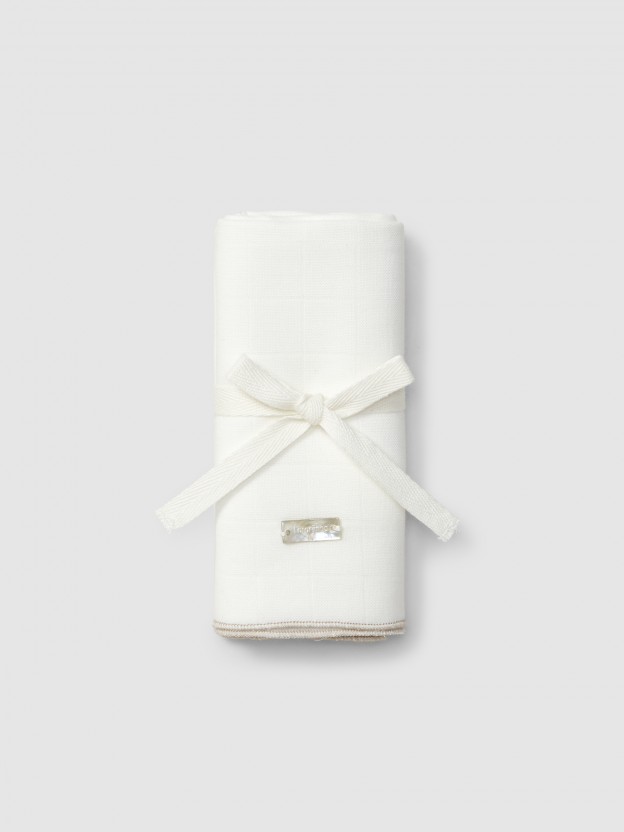 Gift box babygrow, gorro e fralda