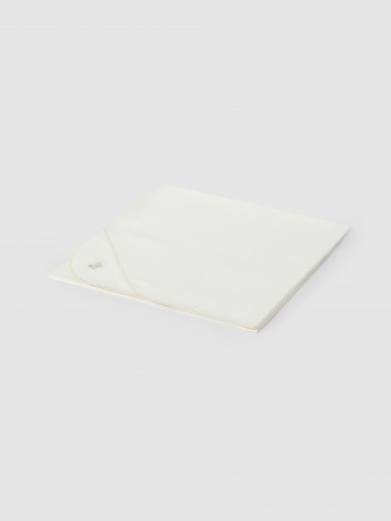 Pack of two burping cloths with embroidered detail