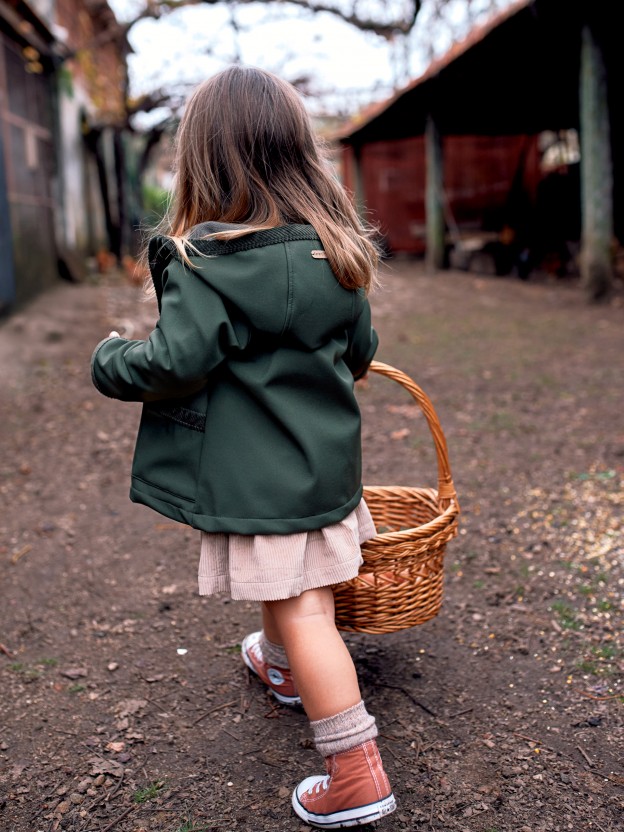 Hooded coat with corduroy details