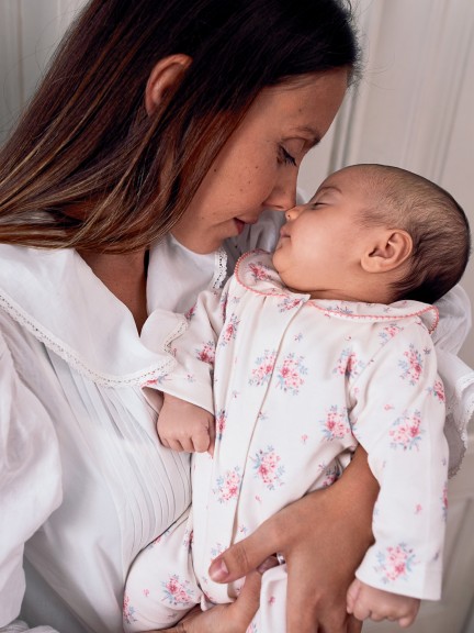 Babygrow estampado floral com gola