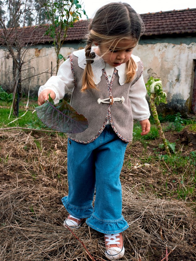 Pantalon en jean avec dtail de volant
