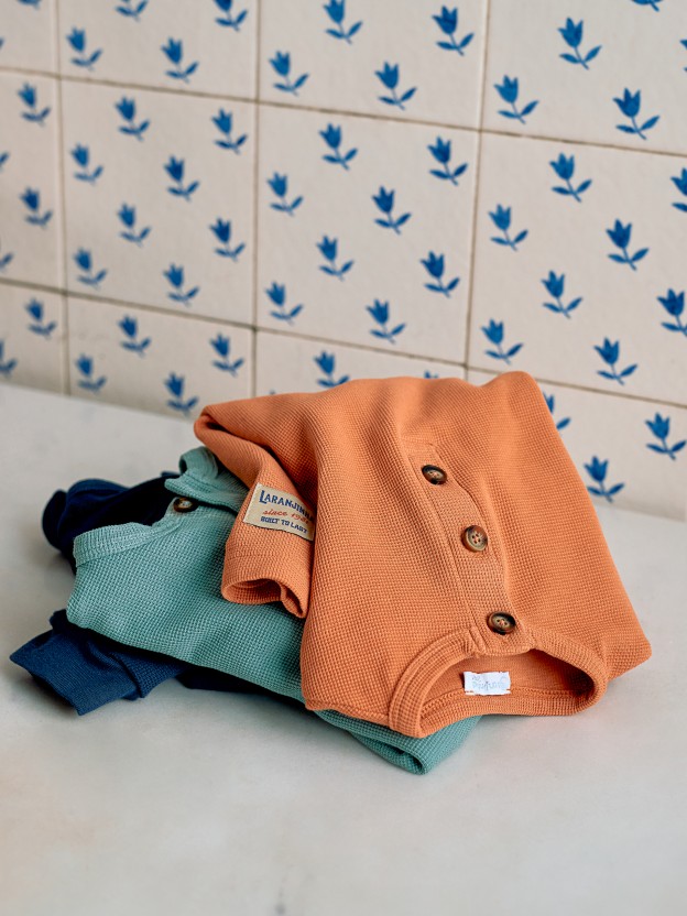 Longsleeve col mao en maille gaufre