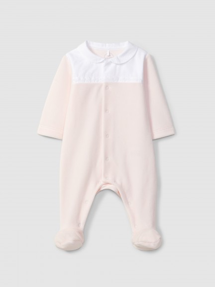 Pelele en terciopelo con detalle de cinta bordada