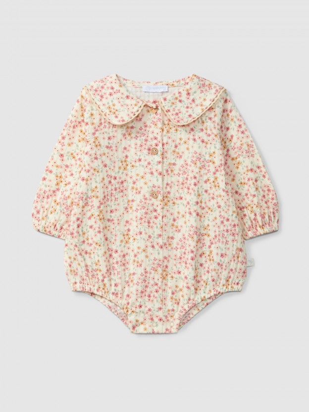 Floral shortie with lace detail on collar